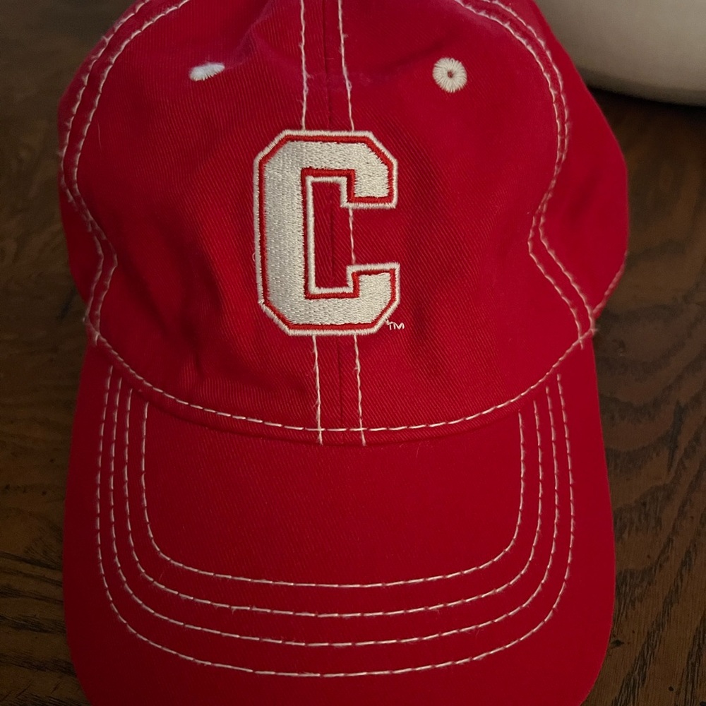Cornell University Red Cotton Baseball Hat for women / young adult